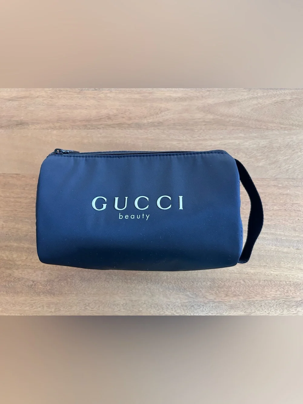 Gucci Beauty Logo Toiletry Pouch makeup cosmetic bag black new authentic